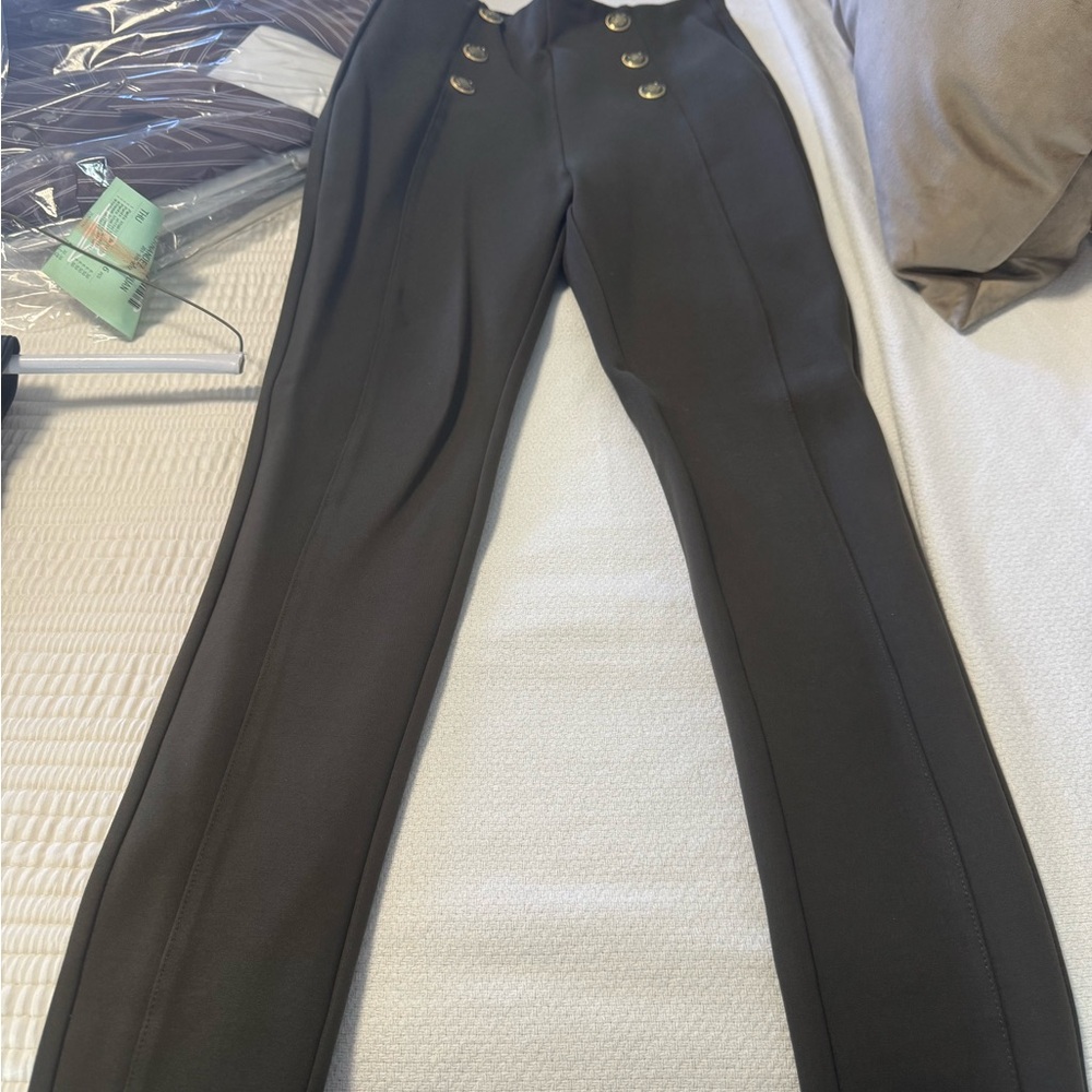 Zara Olive  High-Waisted leggings with Gold Buttons